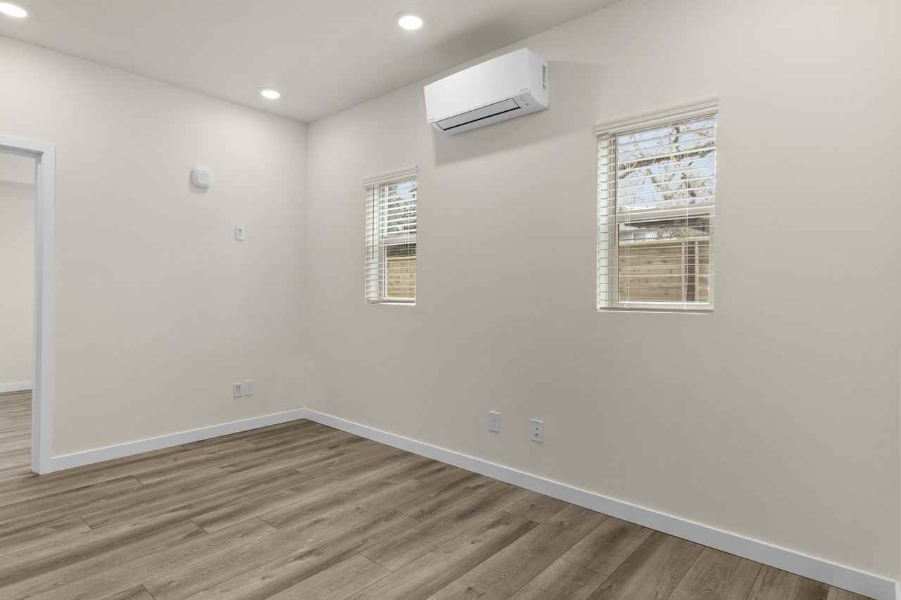 Heron Heights - Photo 4 of 50