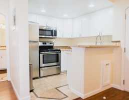 featured image of 919 N Heritage Dr