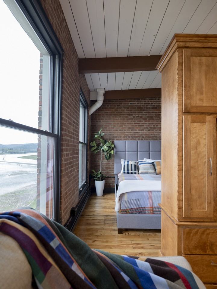 227 West Water - Photo 6 of 9