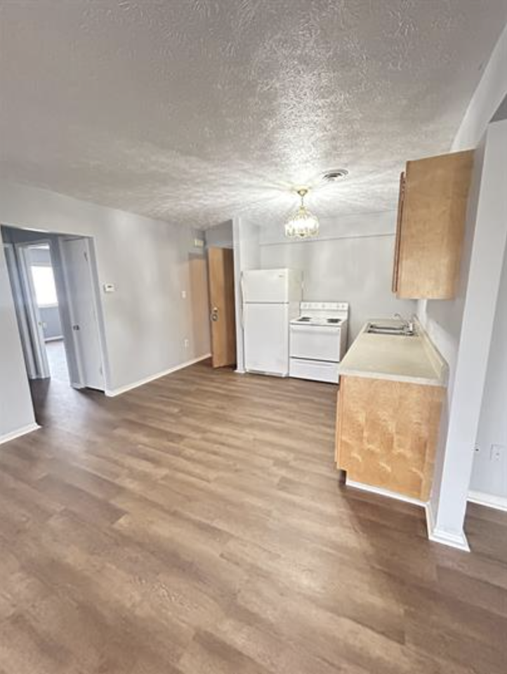 2414 King Avenue - Photo 5 of 10