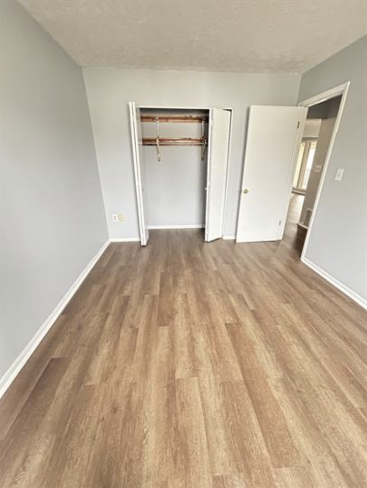 2414 King Avenue - Photo 7 of 10