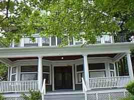 featured image of 614 E Buffalo St