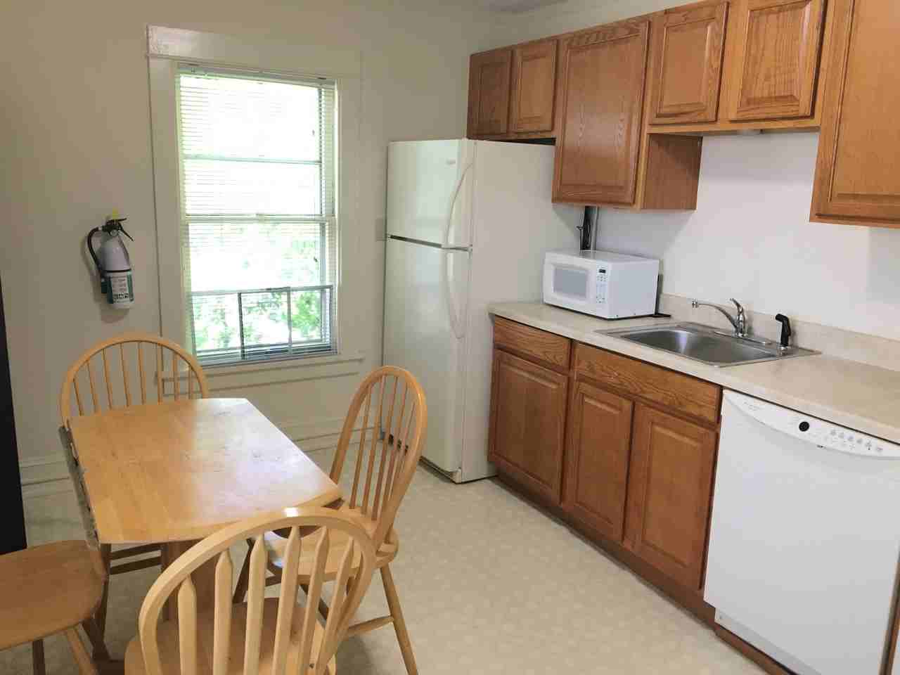 614 E. Buffalo Street - Photo 4 of 32