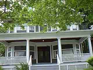 614 E. Buffalo Street - Photo 7 of 32
