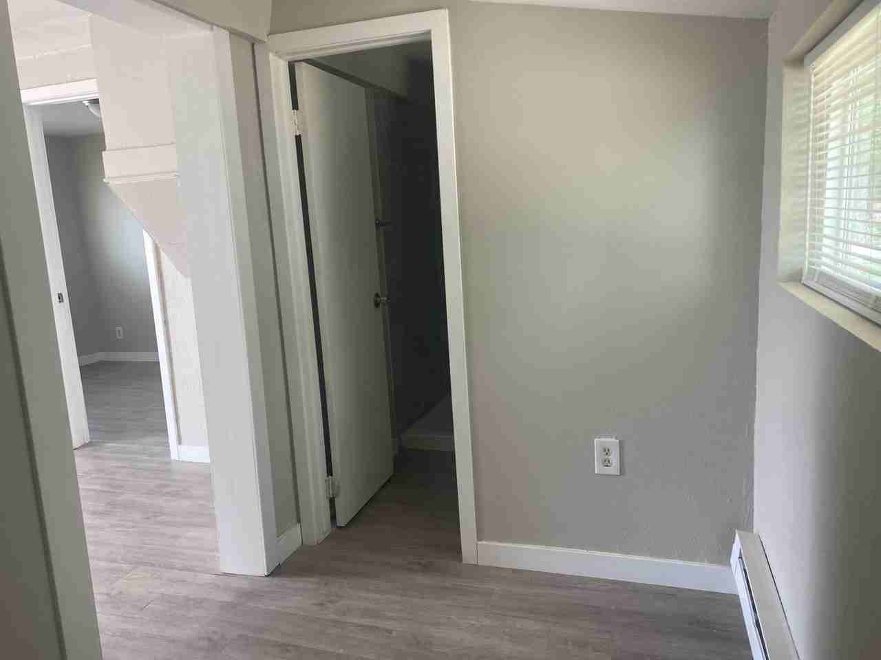 8250 Brighton Road - Photo 4 of 11