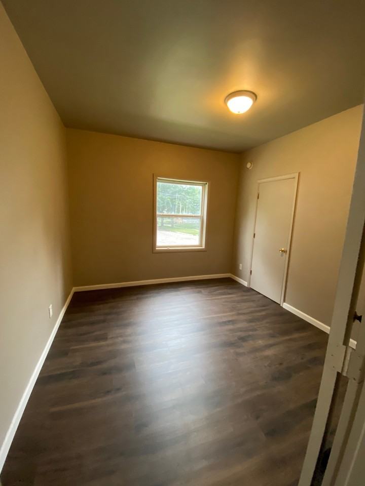 326 Union Street - Photo 5 of 5