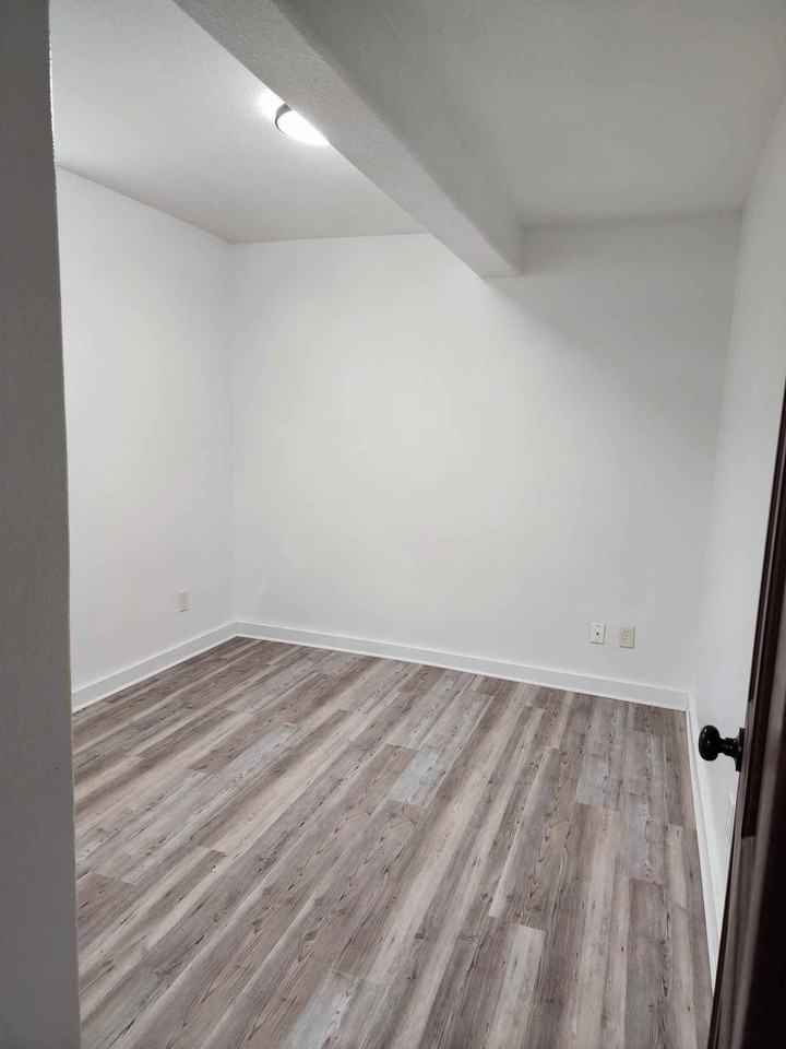 Studios on 3rd 15 3rd Street Southeast - Photo 5 of 5
