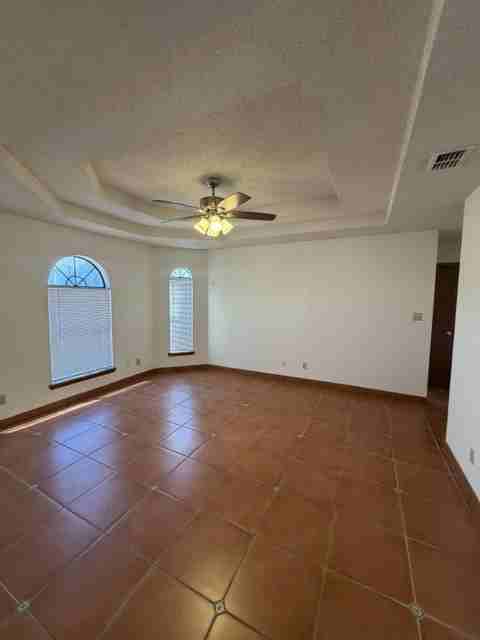1301 West Duranta Avenue - Photo 4 of 13