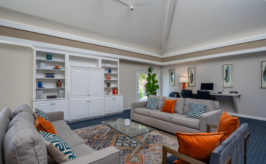 Western Hills Apartments - Photo 6 of 41
