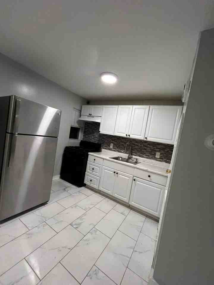 19 Truman Street - Photo 2 of 14