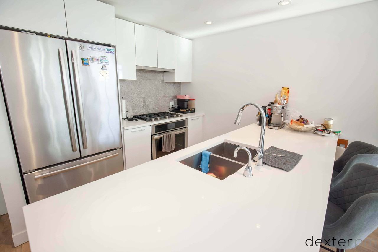 3557 East Sawmill Crescent #701 - Photo 7 of 24