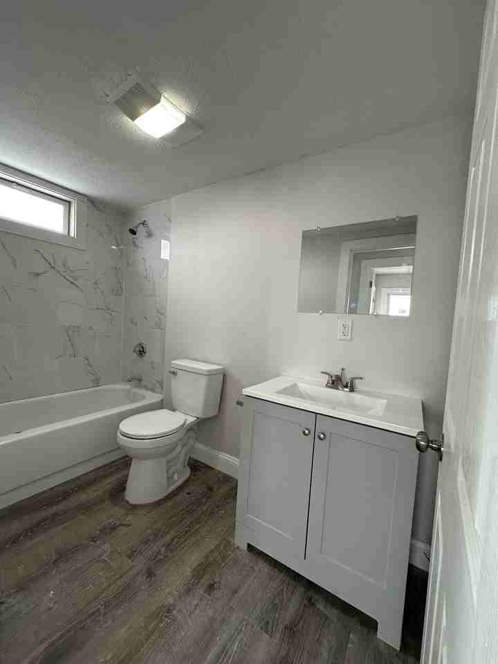 1870 Purchase Street - Photo 4 of 6