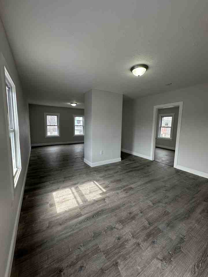 1870 Purchase Street - Photo 6 of 6
