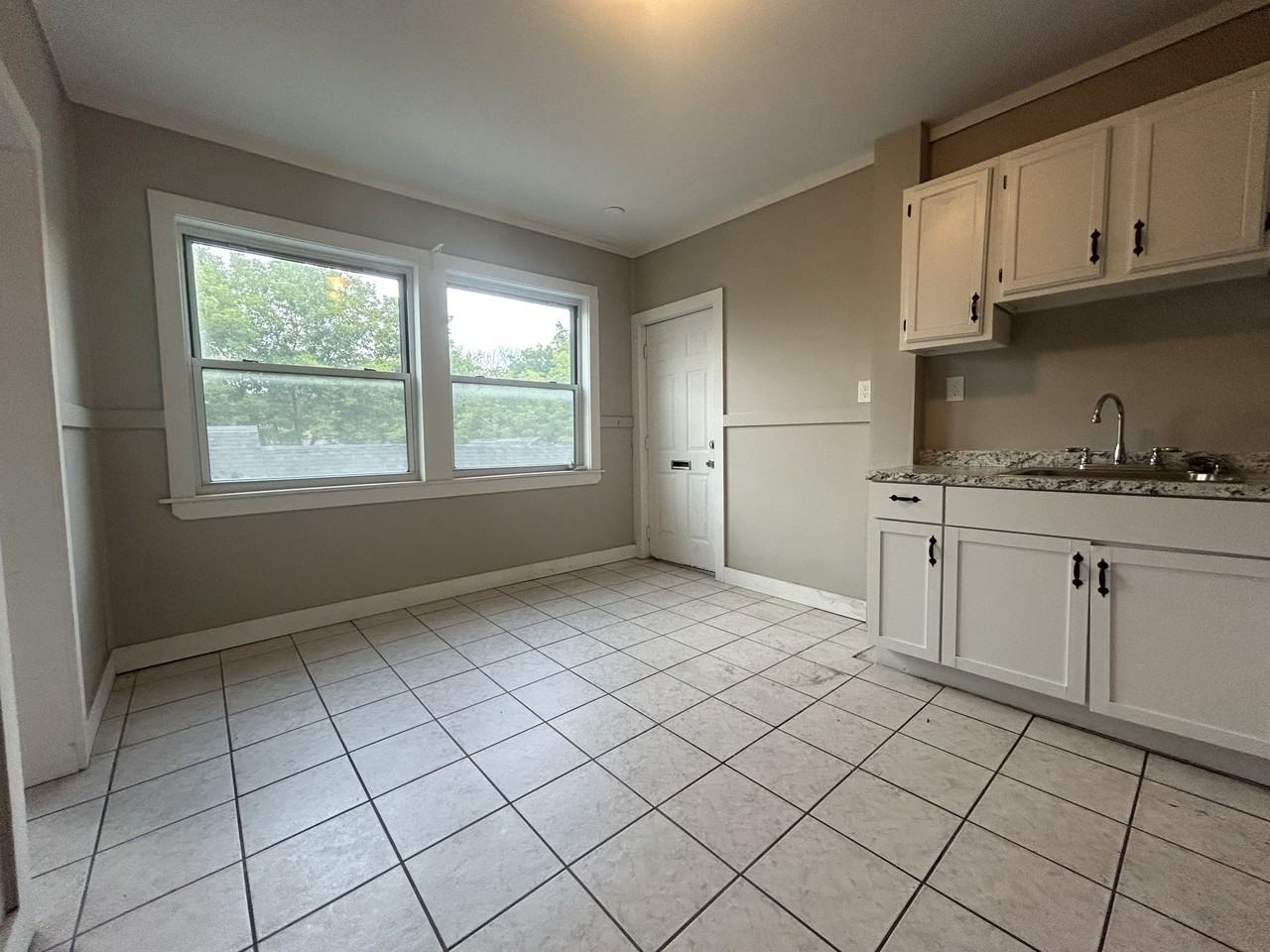 343 Columbus Avenue - Photo 4 of 13