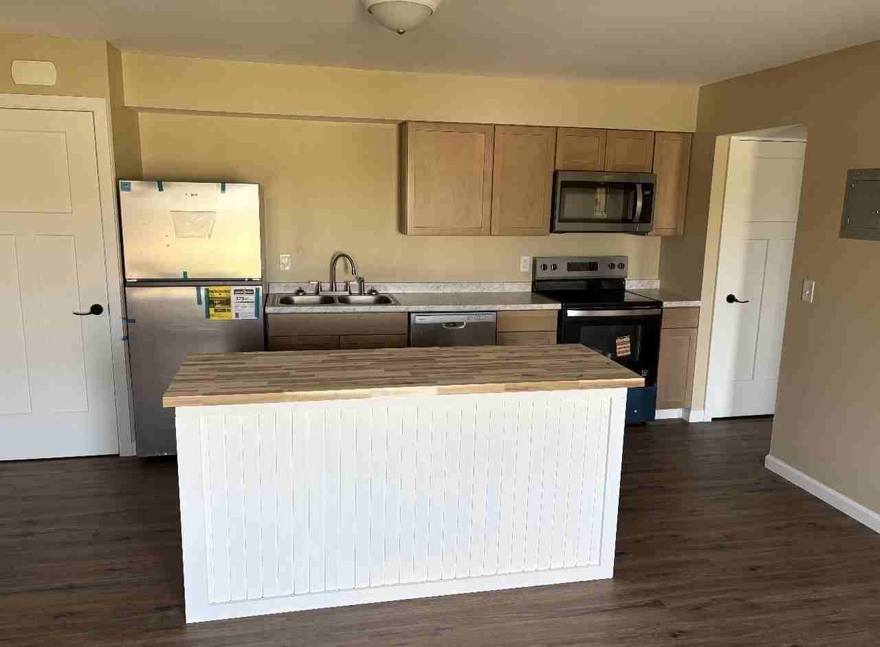 Matson Place - Photo 3 of 5