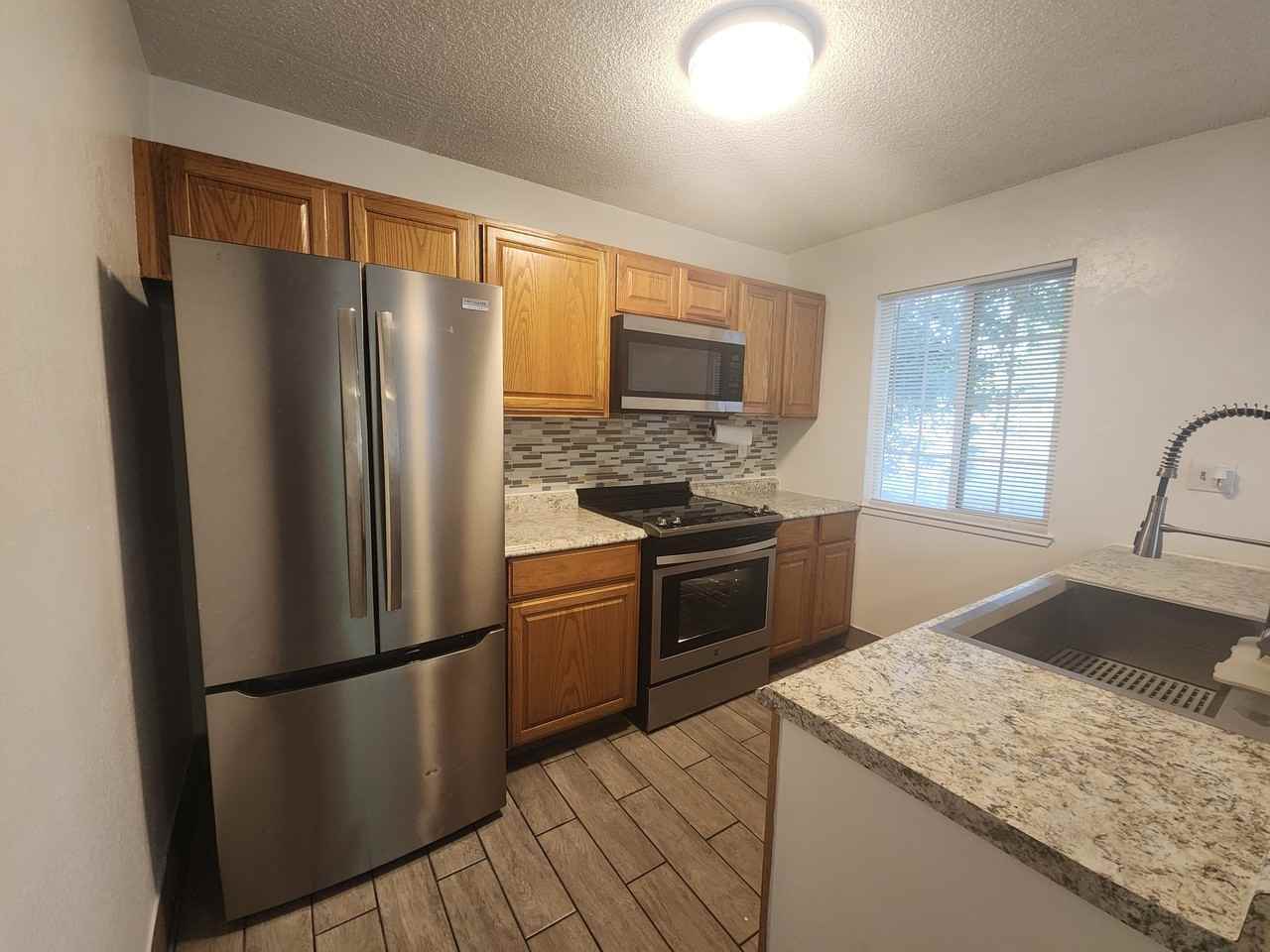 Grant St., 1305 apt 1 - Photo 6 of 11