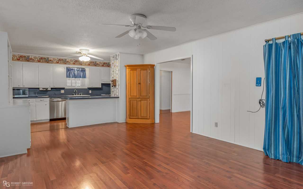 2424 Douglas Dr #1 - Photo 6 of 18