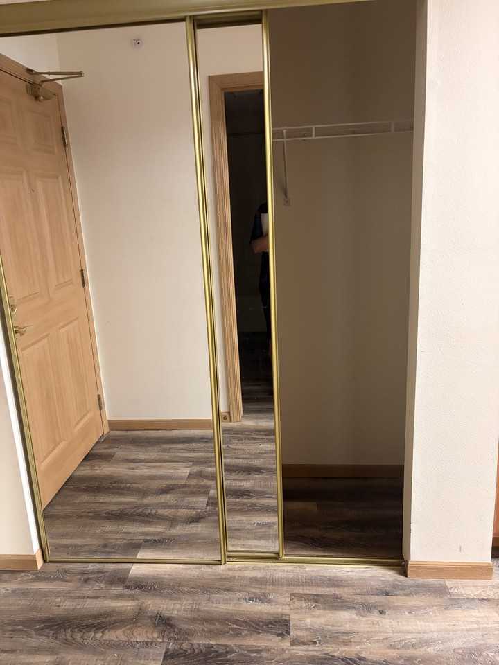 431 Water Street - Photo 4 of 12