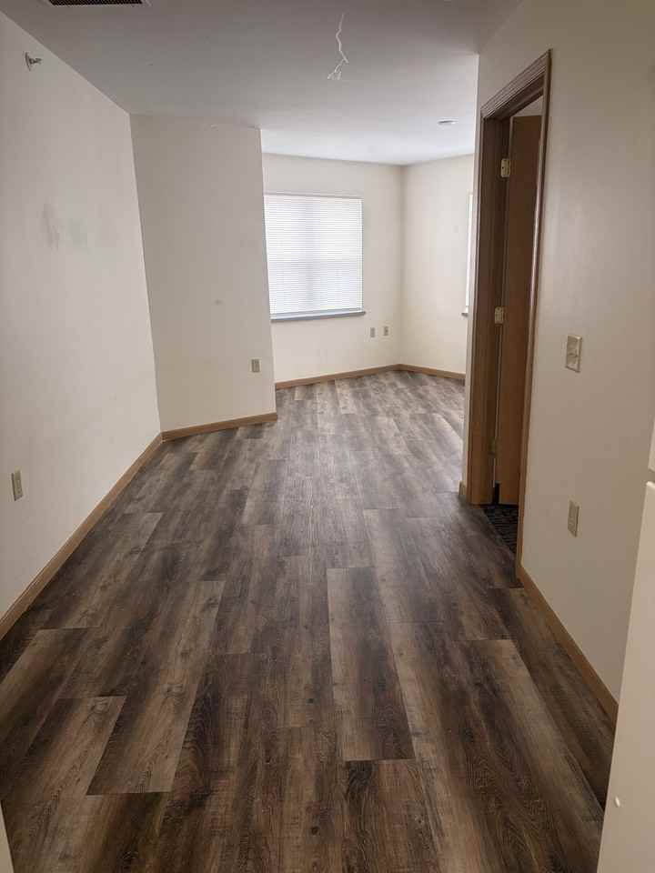 431 Water Street - Photo 5 of 12