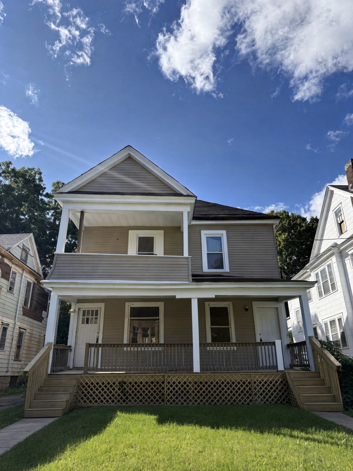 1647 W Onondaga St #1