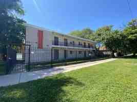 featured image of 8850 S Saginaw Ave