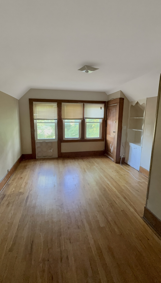 103 Herkimer St #3rdFL - Photo 5 of 6