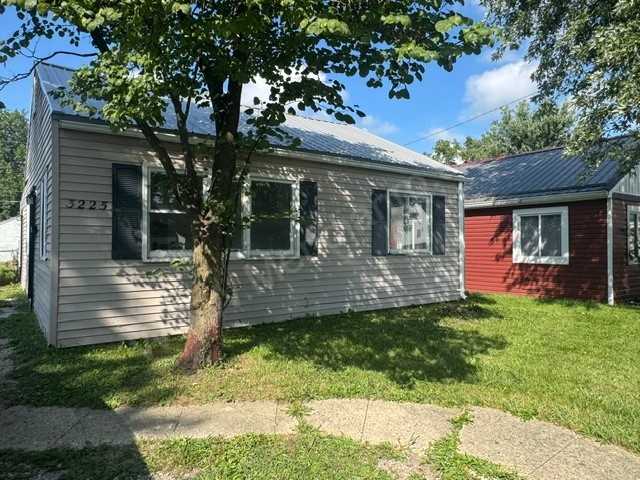 3225 Felician St #1