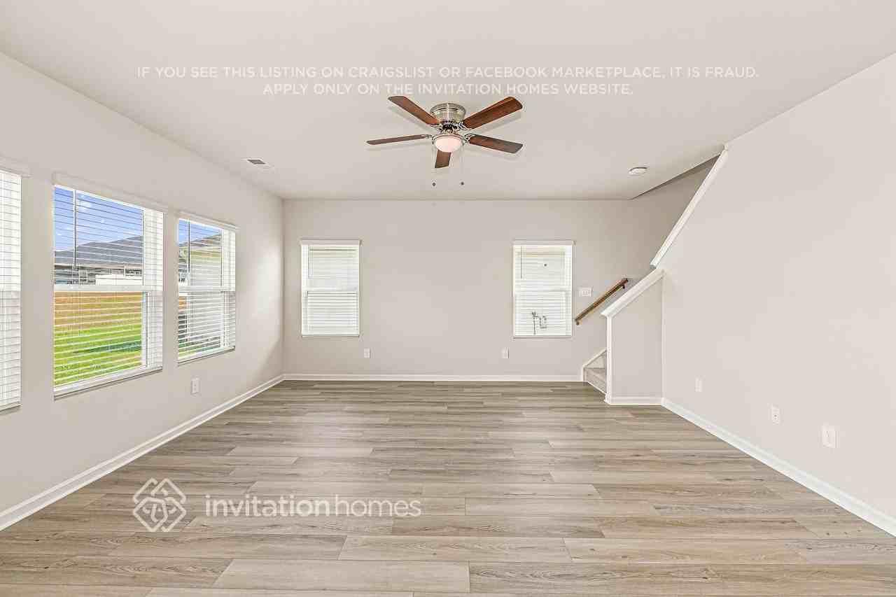 35 Thistle Patch Pl - Photo 4 of 18