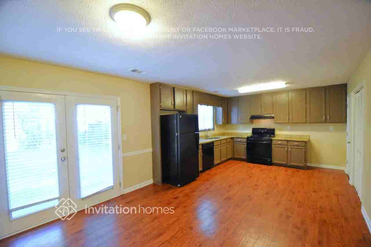 2795A Coventry Grn Se - Photo 5 of 14