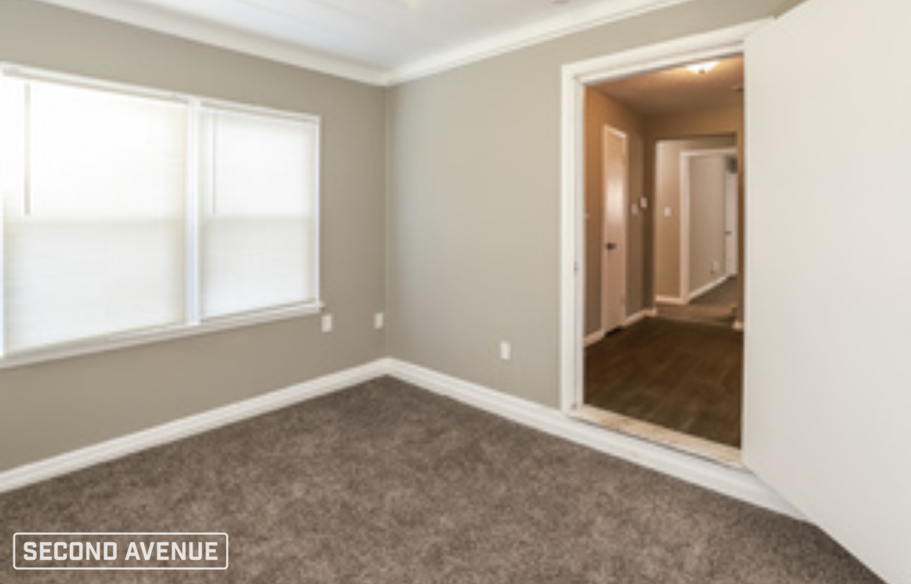 8027 Garfield Ave - Photo 2 of 15