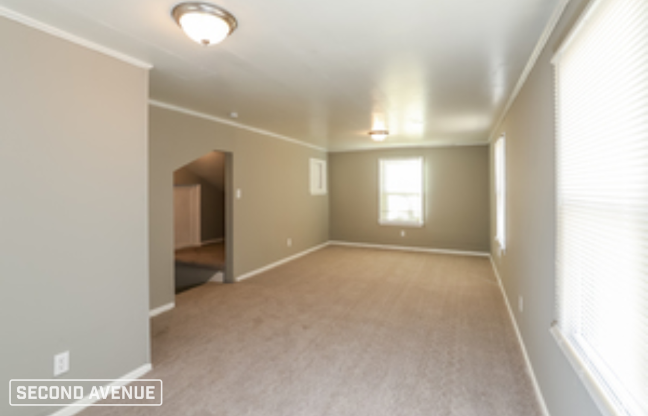 8027 Garfield Ave - Photo 3 of 15