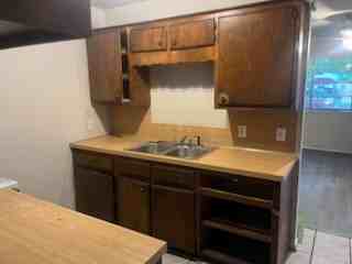 505 Beverly Ave #A - Photo 4 of 7