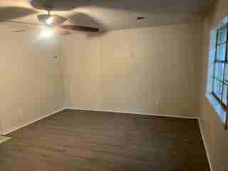 505 Beverly Ave #A - Photo 6 of 7