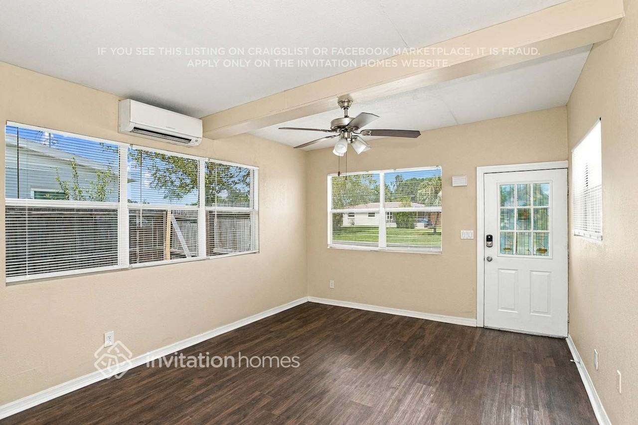 5620 86th Ave N - Photo 3 of 17