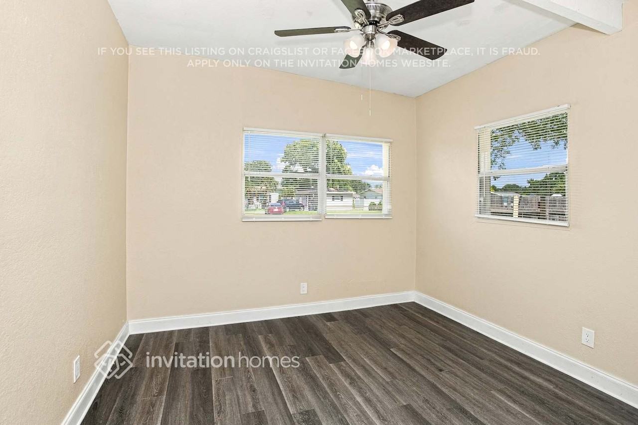 5620 86th Ave N - Photo 7 of 17