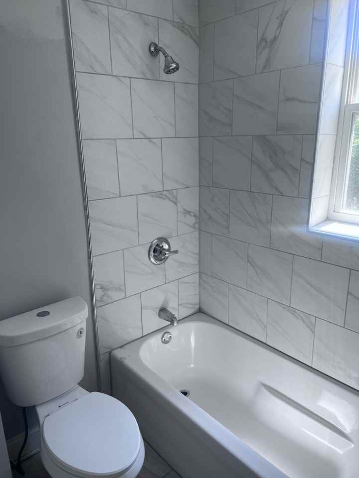 1380 Jackson St Apt 2nd #2ndFLROOM3 - Photo 5 of 7