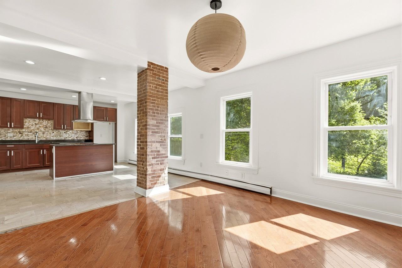 481 Danforth St #2 - Photo 7 of 32