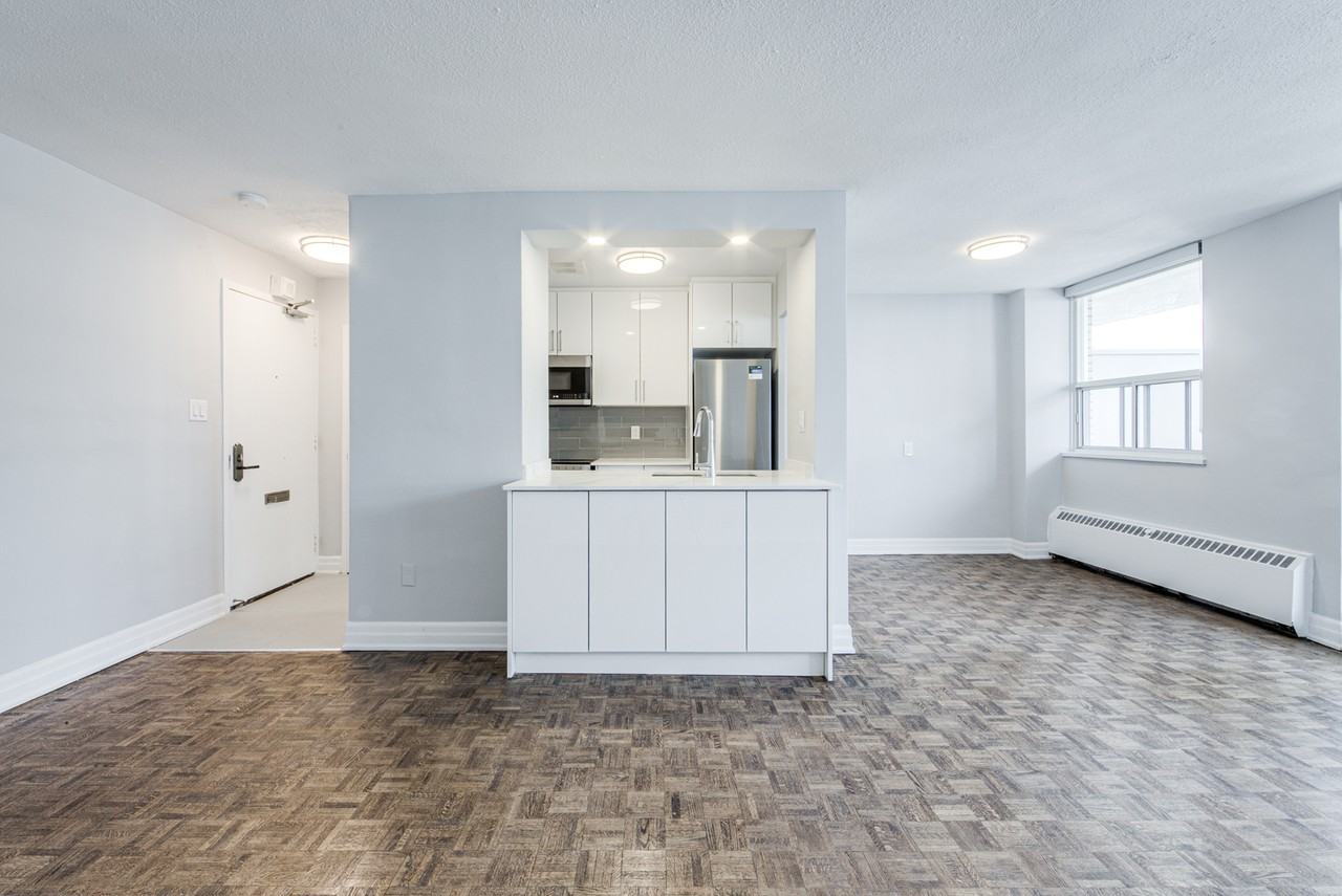 88 Redpath Avenue - Photo 2 of 22