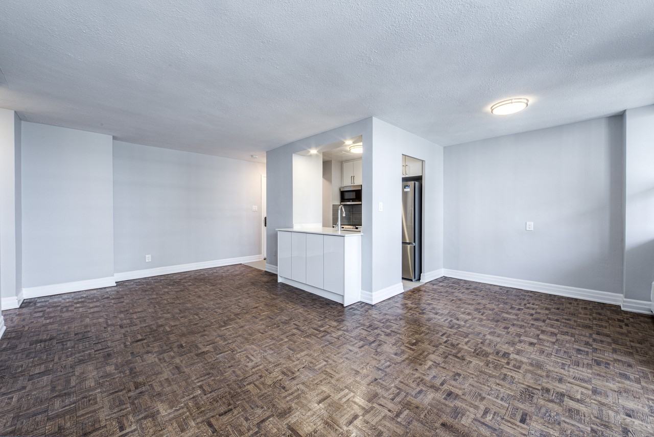 88 Redpath Avenue - Photo 4 of 22