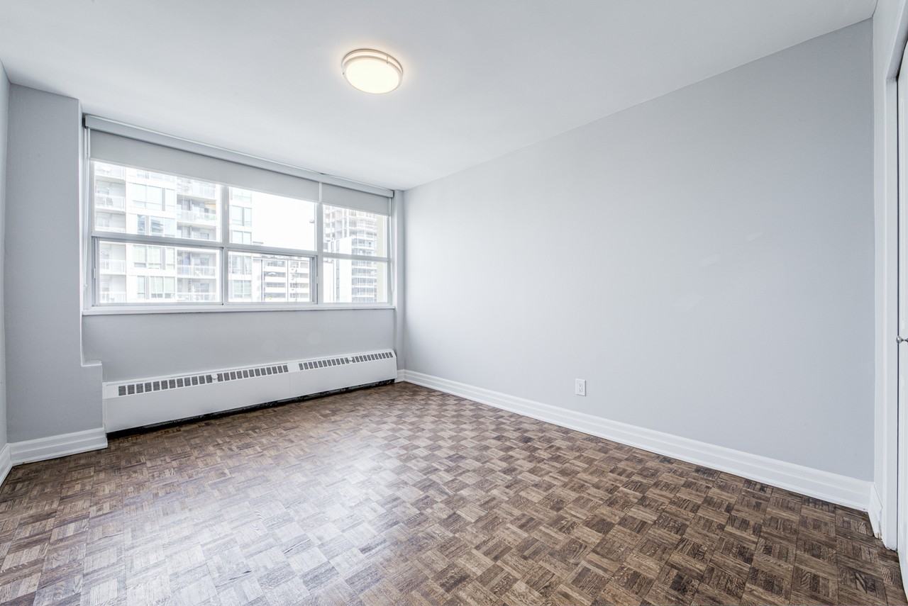 88 Redpath Avenue - Photo 5 of 22