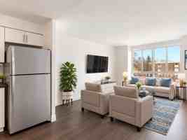 featured image of 790 Siteline (760-800 Laurier) LP