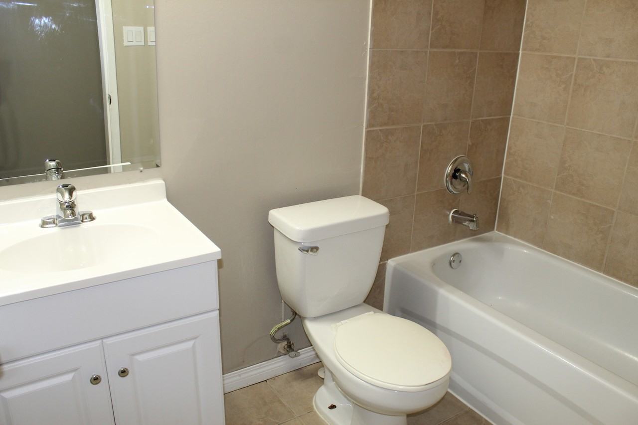 MACK Apartments - Photo 7 of 15
