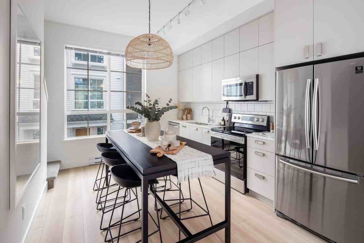 Gardner Living Apartments & Townhomes - Photo 4 of 50
