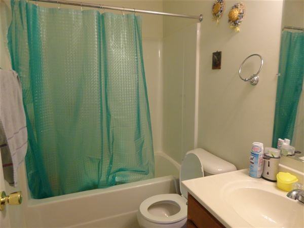 374 S Lincoln Ave - Photo 2 of 9