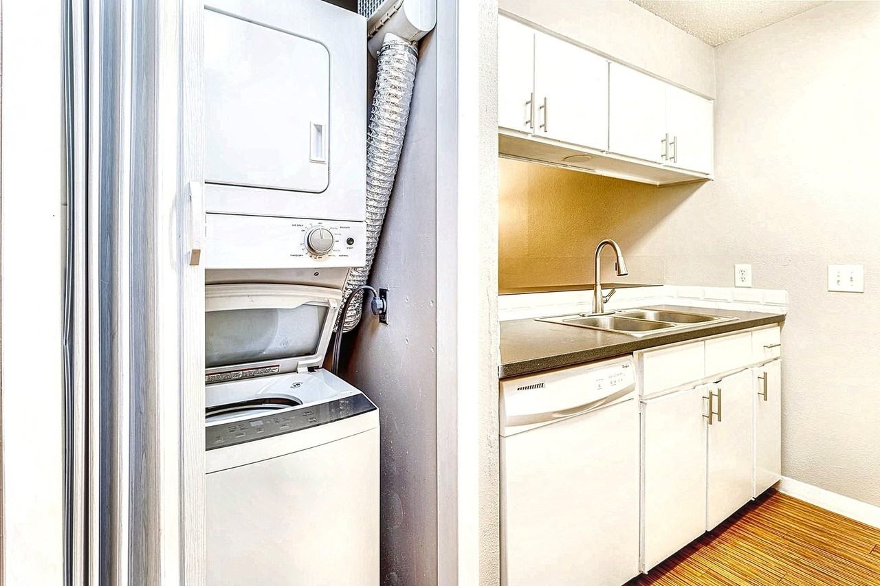 4007 Avenue C #104 - Photo 3 of 16