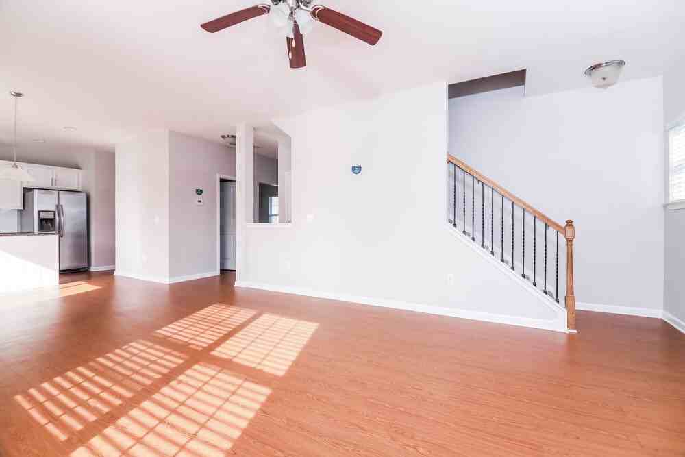 131 Gaillardia Way - Photo 5 of 17