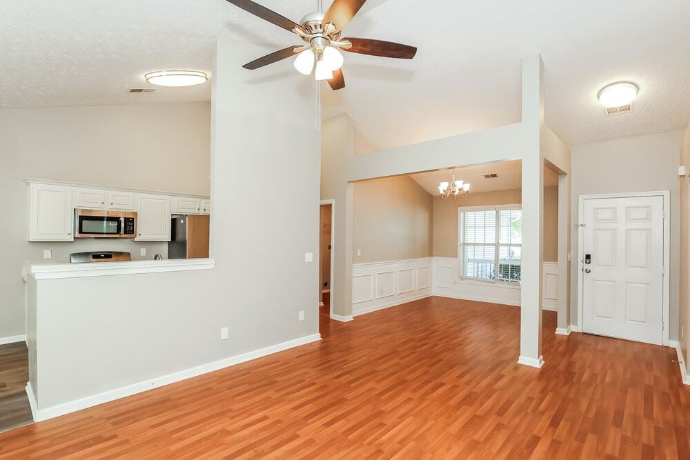 418 Baldwin Ct - Photo 6 of 17