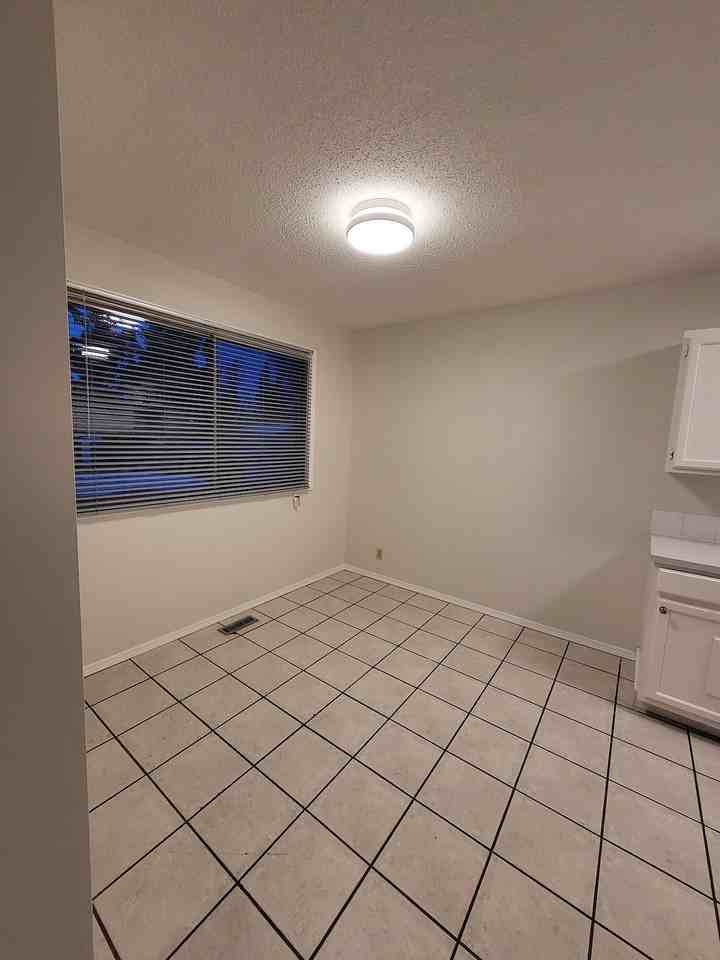 120 Sabrina Way Sw - Photo 4 of 12