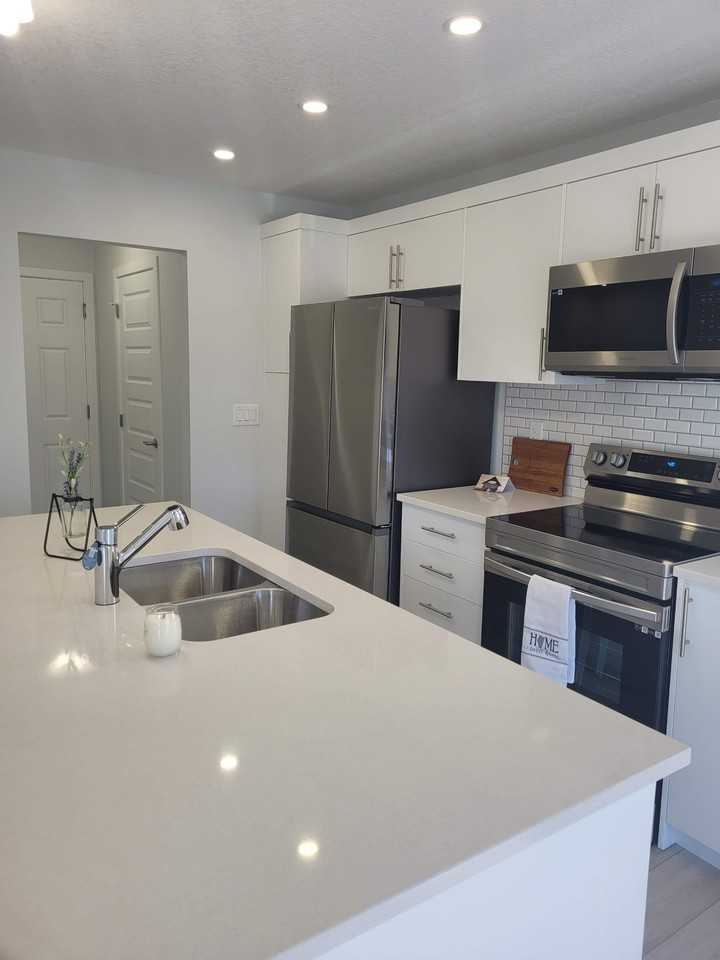 64 Cityside Grove Ne - Photo 4 of 16
