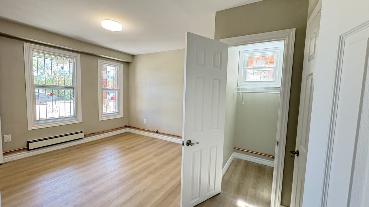 19 Westinghouse Ave - Photo 6 of 18